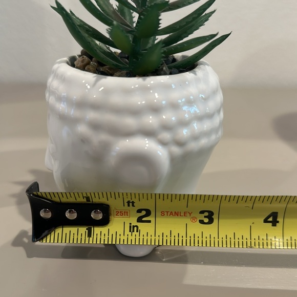 Set of 2 Succulent Buddha Planters New - Picture 8 of 11